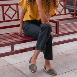 PONS Avarcas Sandals in Forest Green